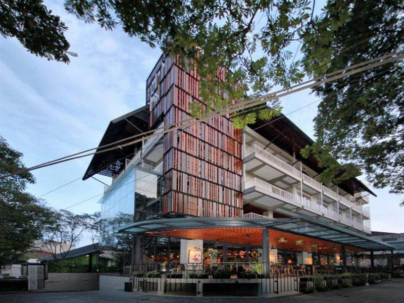 Hay Bandung Hotel Exterior foto