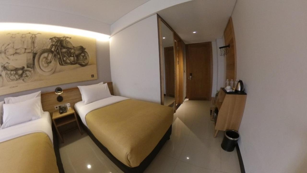 Hay Bandung Hotel Exterior foto
