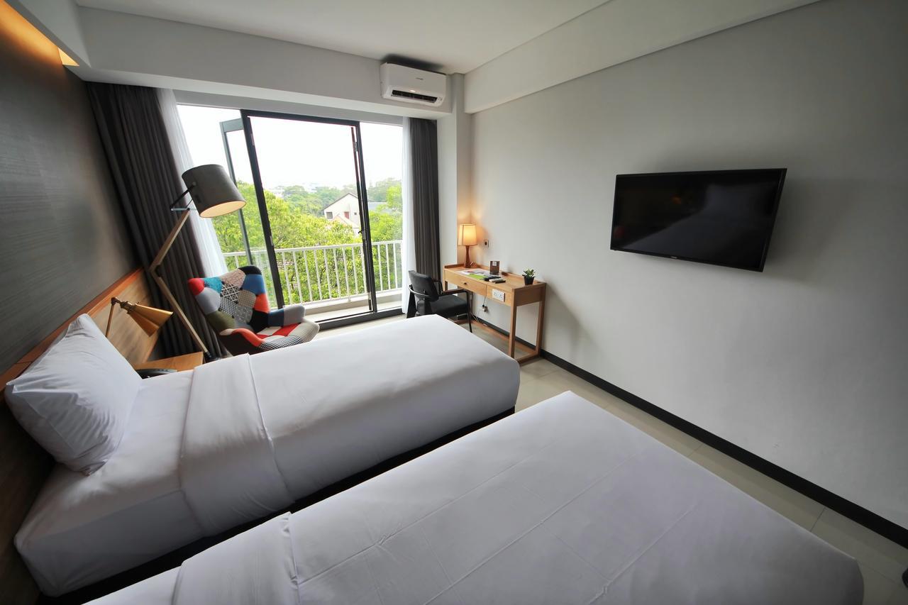 Hay Bandung Hotel Exterior foto