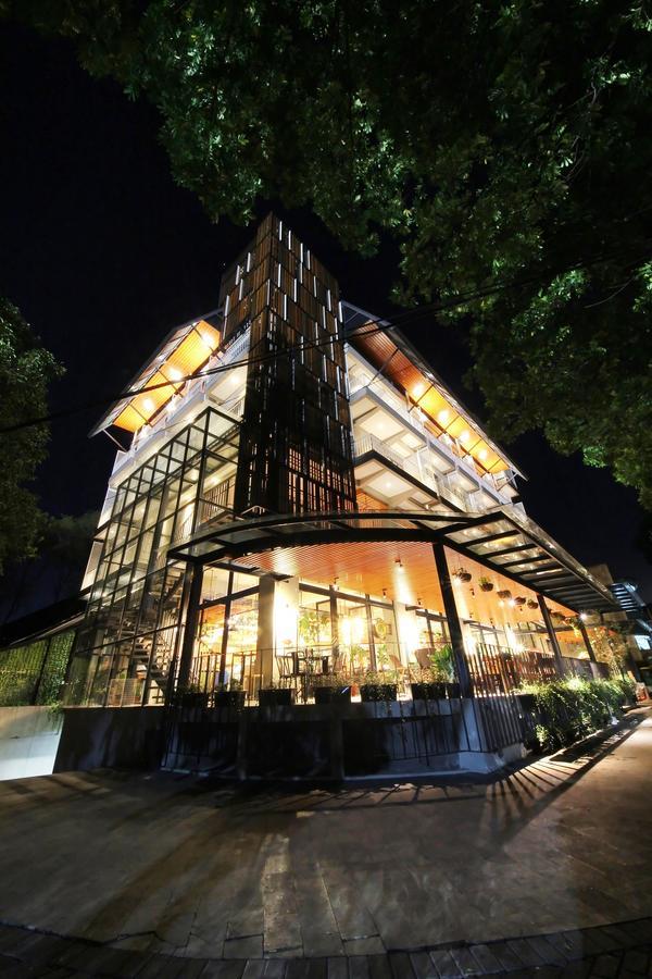 Hay Bandung Hotel Exterior foto