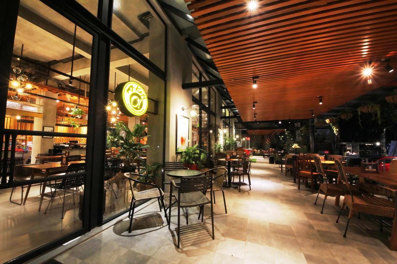 Hay Bandung Hotel Exterior foto