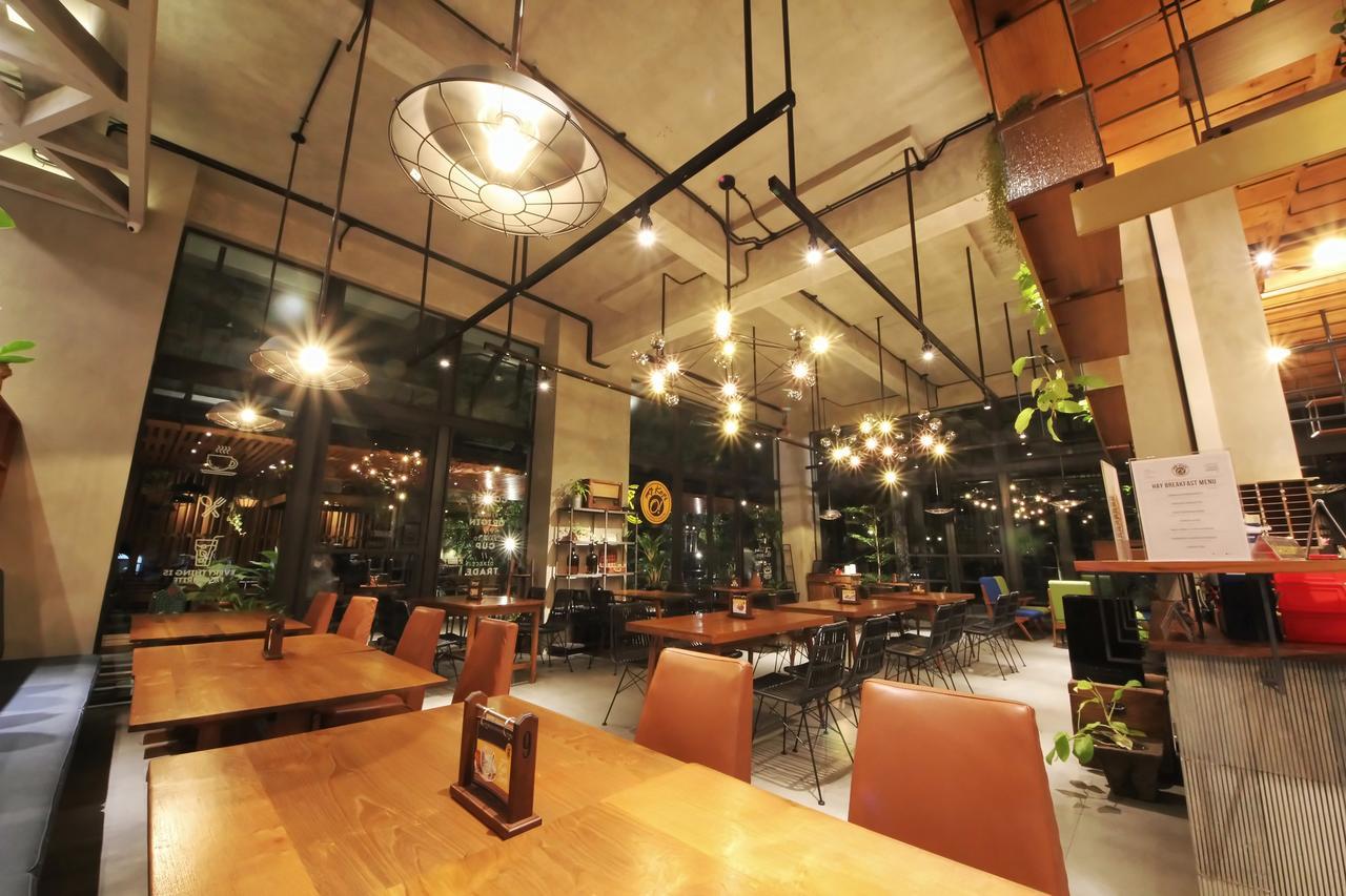 Hay Bandung Hotel Exterior foto